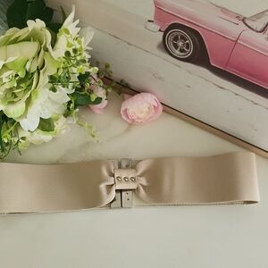 Elegant Beige Bow Belt..stretchy!